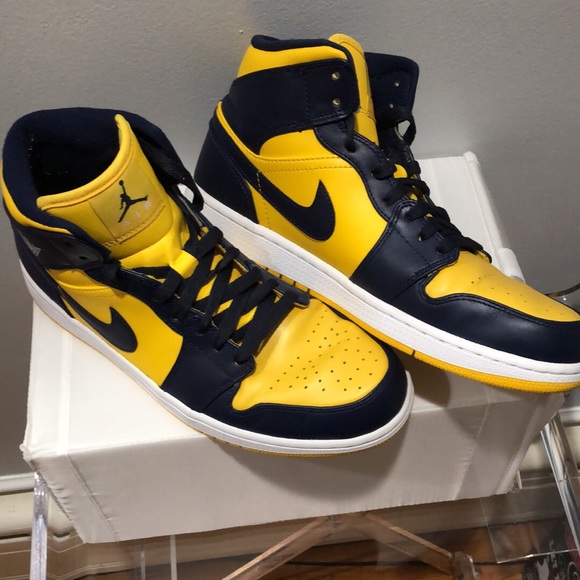 michigan jordan 1s